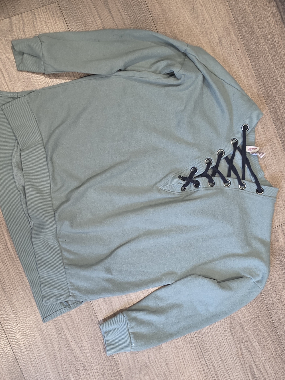 Lace-Up V-Neck Pullover Sweatshirt in Sage Green